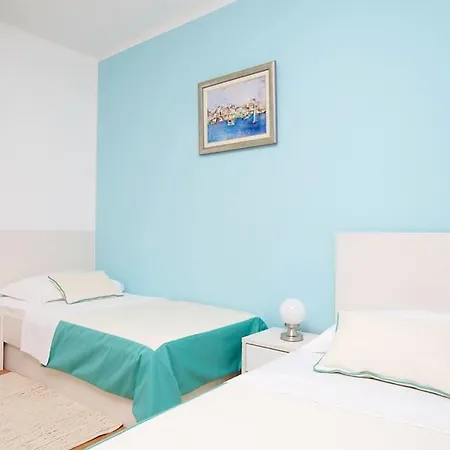 Apartment Josip